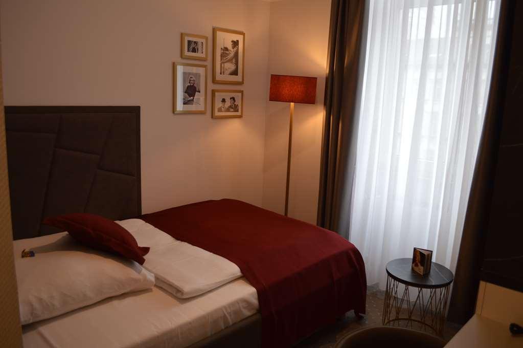 Star-Apart Hansa Hotel Wiesbaden Værelse billede